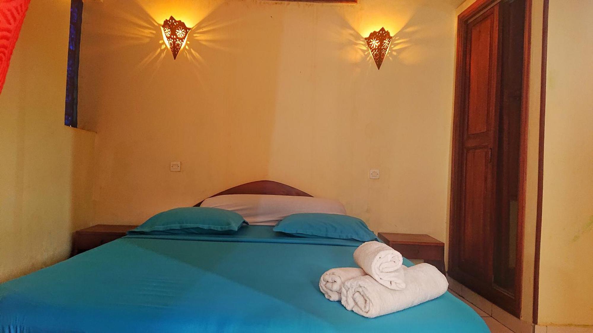 Central Hotel Antsiranana Buitenkant foto